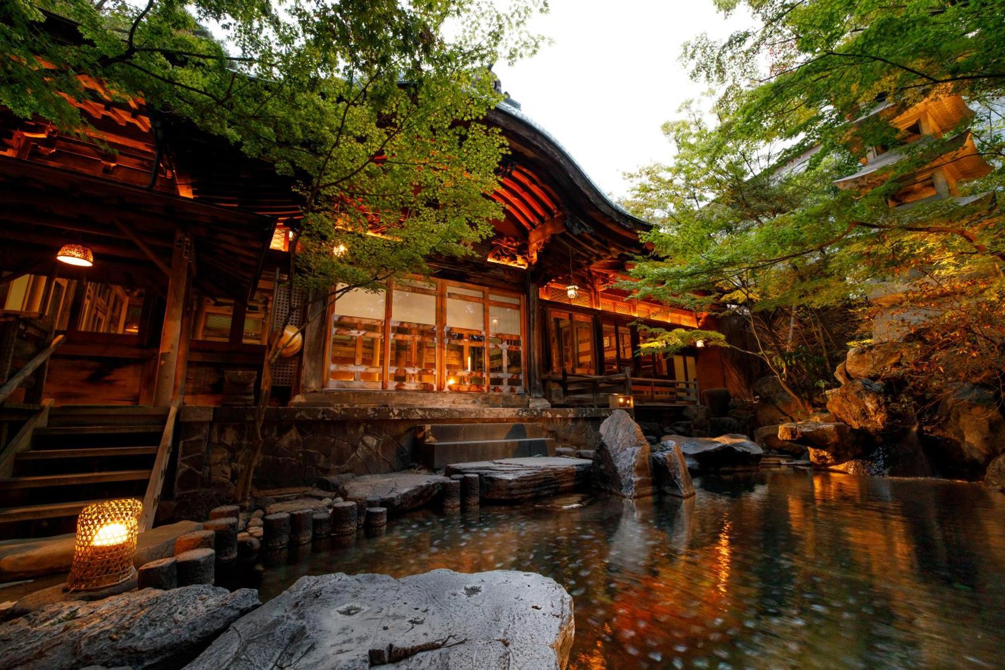 Kamei No Yu Hotel Yamanouchi  Exterior photo