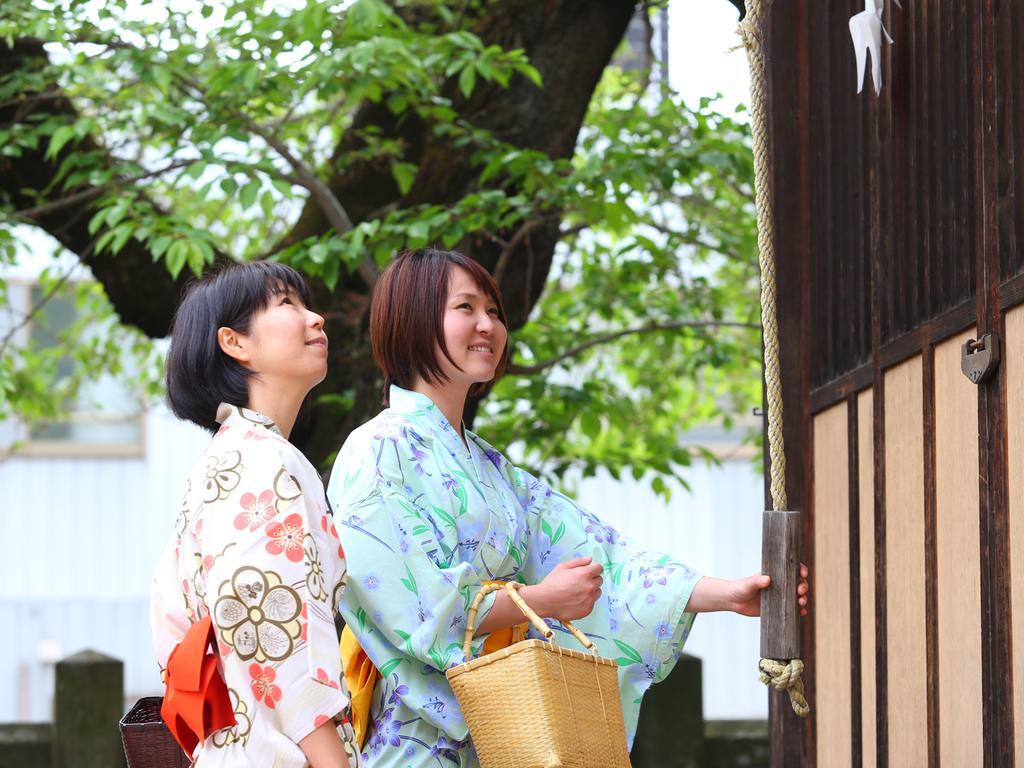 Kamei No Yu Hotel Yamanouchi  Exterior photo